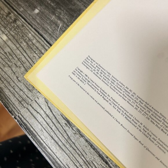 1980s Charlie Brown's Cyclopedia Featuring Planes Book Volume 6 - Picture 4 of 6